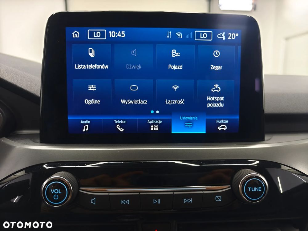 Ford Kuga - 36