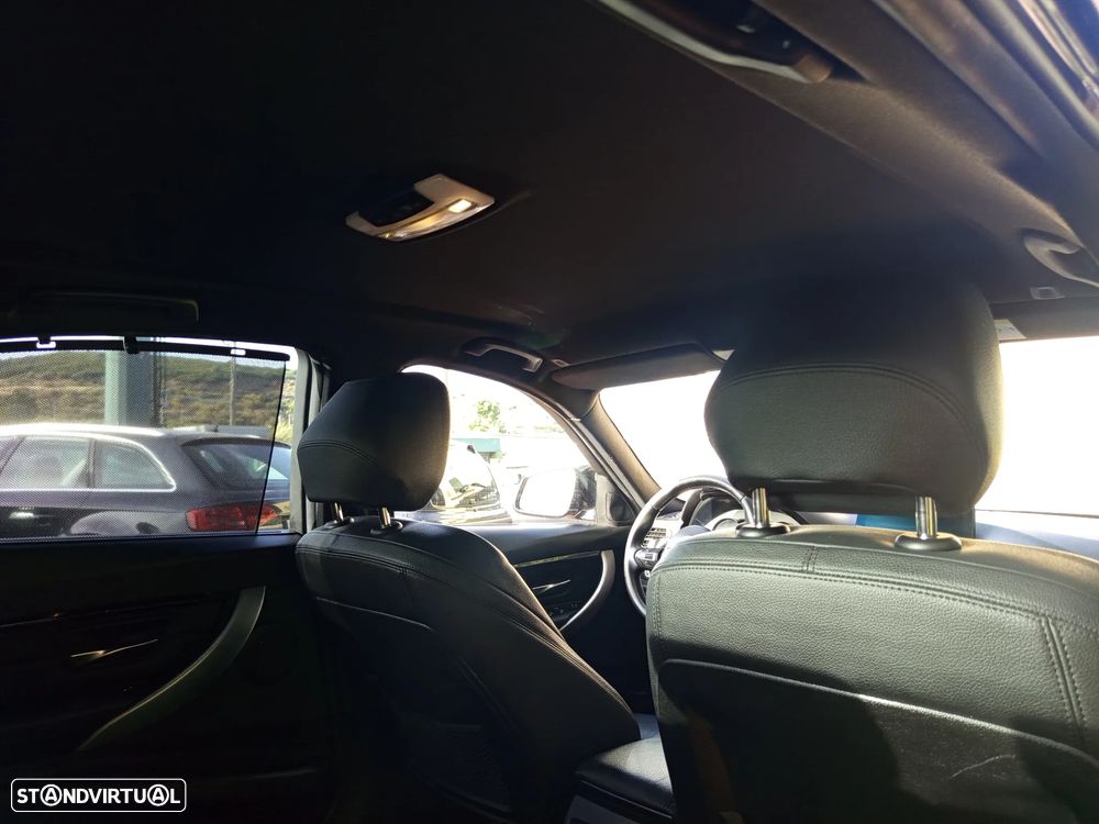 BMW 320 d Aut. M Sport - 36