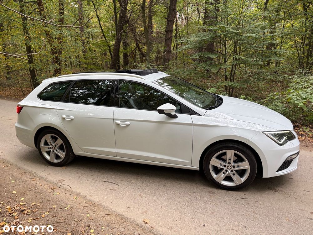 Seat Leon 1.5 eTSI FR DSG - 4