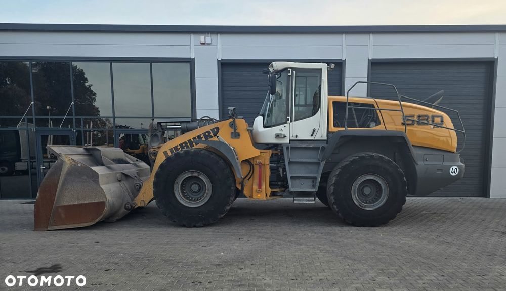 Liebherr L580 XPOWER - 6