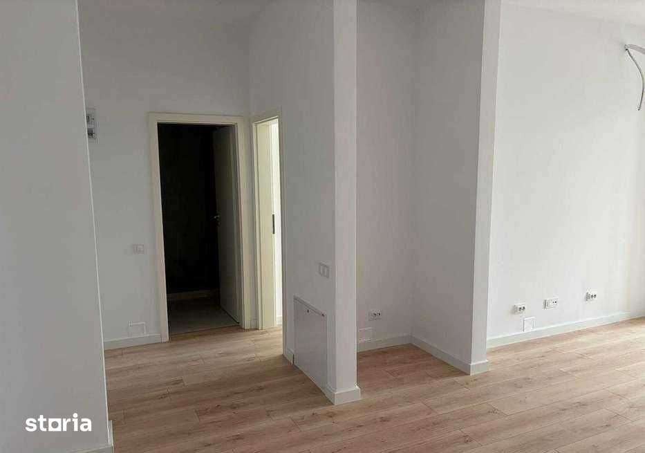 Apartament de 2 camere, finisat, 49 mp, parcare, zona Vivo — fotografia 2