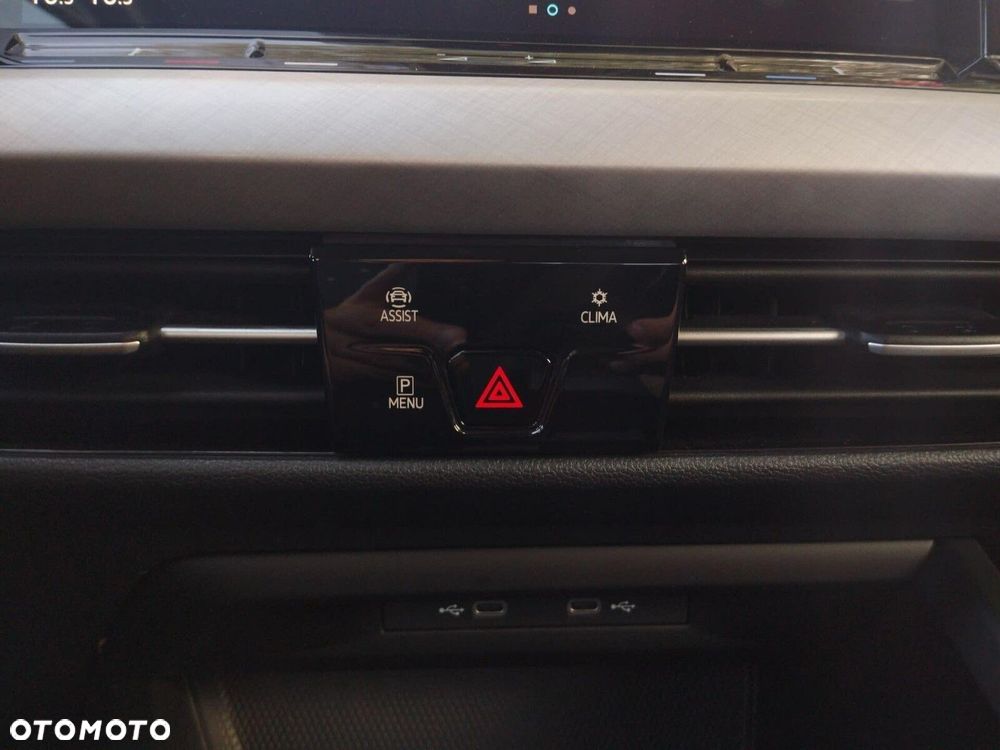 Volkswagen Golf Variant 2.0 TDI Life DSG - 32