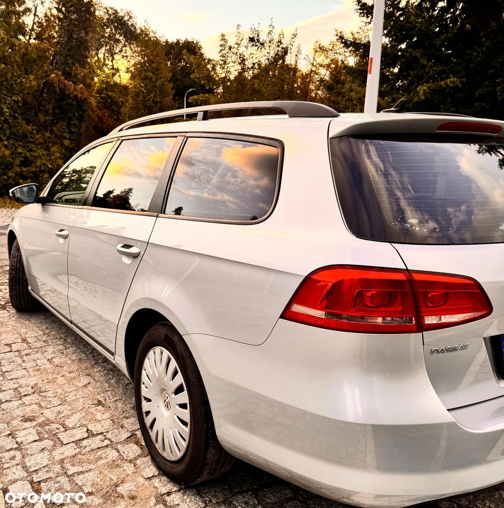 Volkswagen Passat - 2