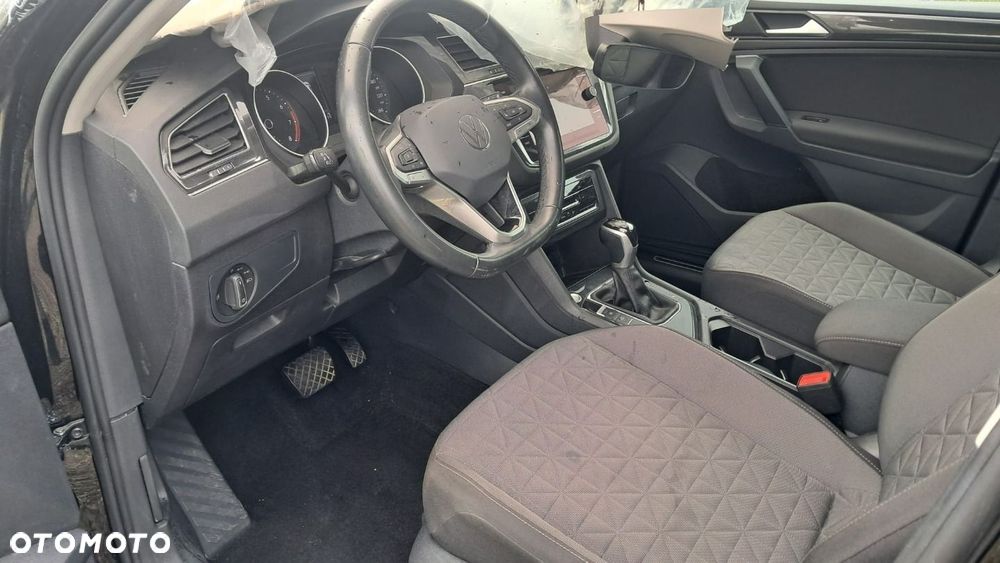 Volkswagen Tiguan - 13