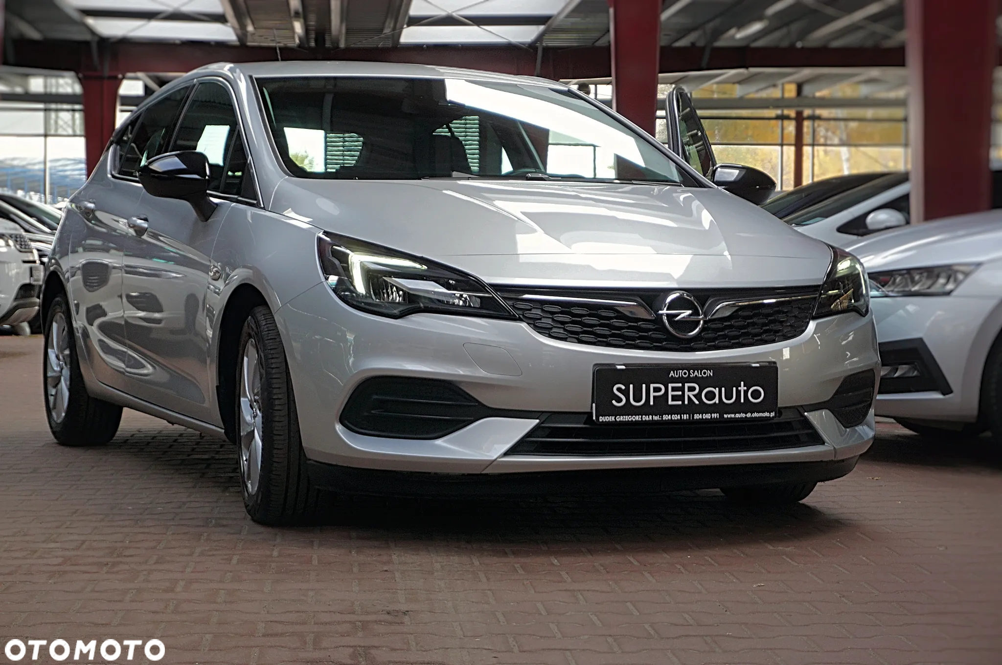 Opel Astra V 1.2 T Elegance S&S - 2