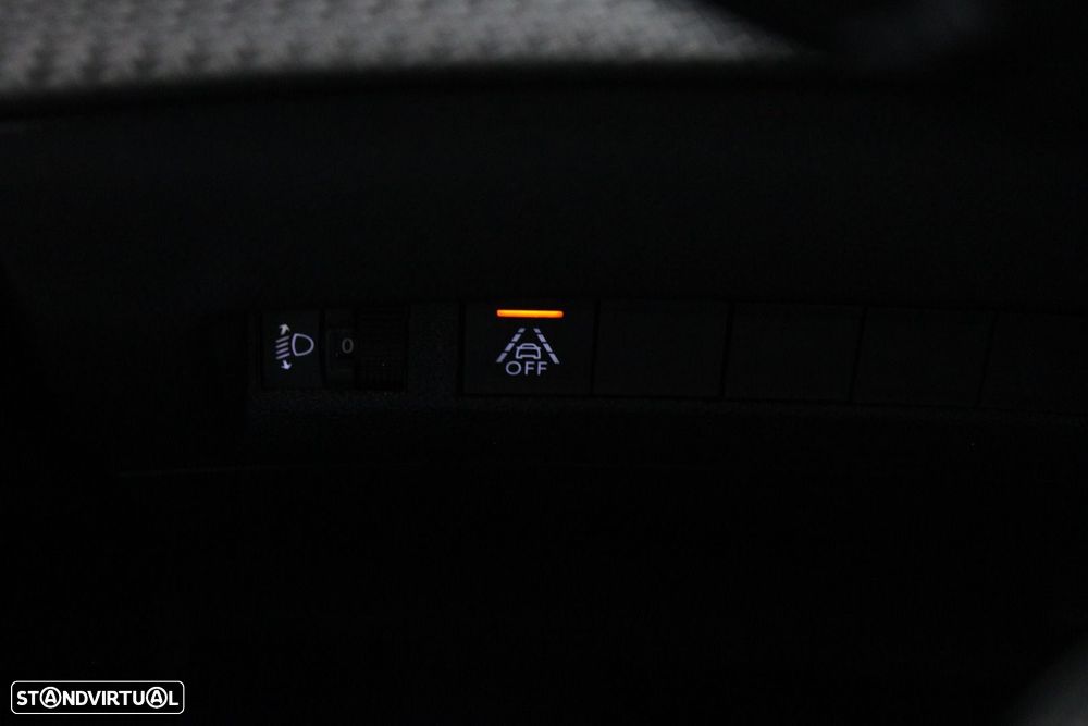 Peugeot 208 1.5 BlueHDi Active — fotografia 13