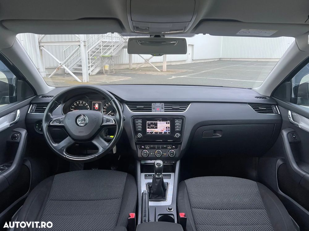 Skoda Octavia 1.6 TDI Ambition - 24