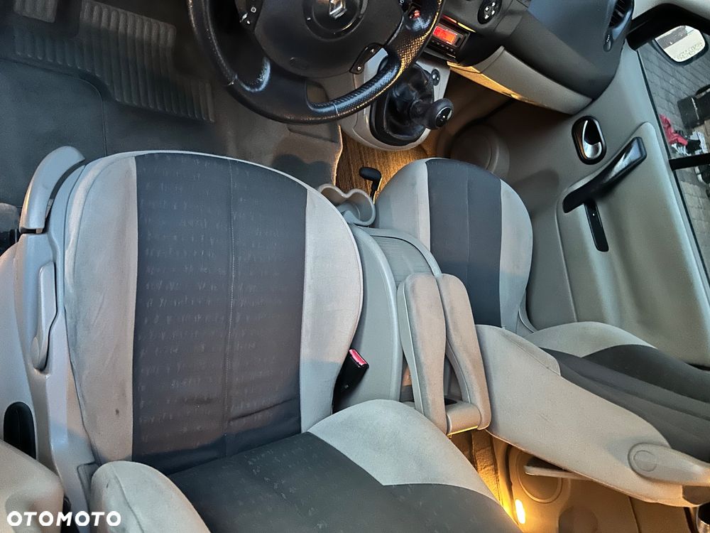 Renault Scenic 1.6 16V Confort Expression - 9