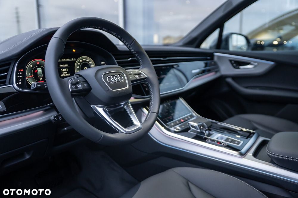 Audi Q7 - 13