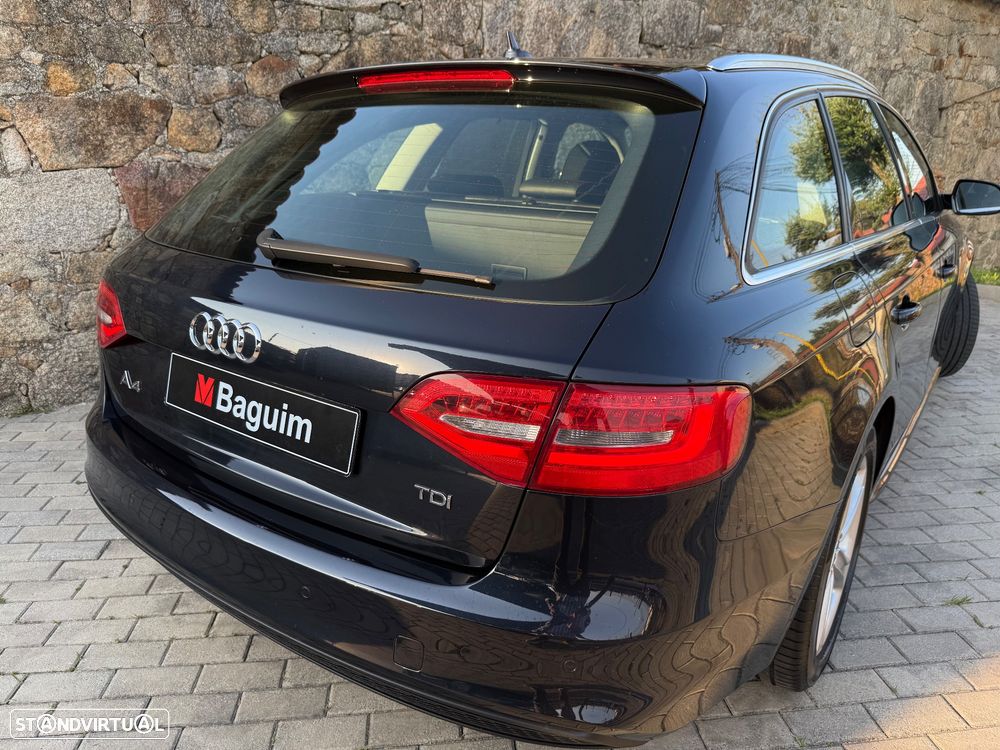 Audi A4 Avant 2.0 TDI Business Line S-line - 16