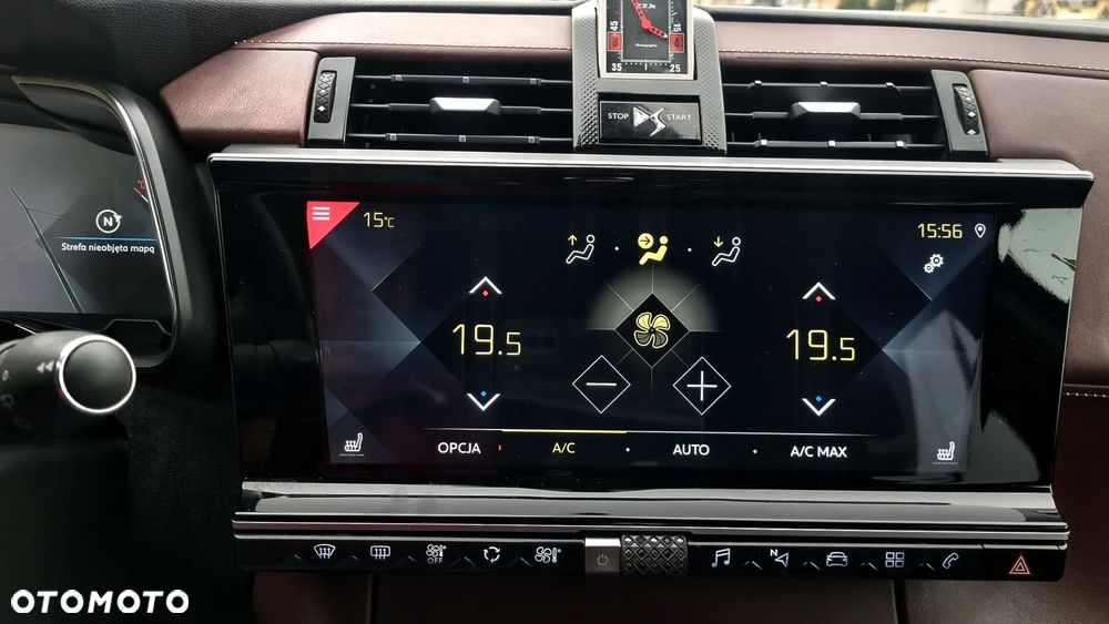 DS Automobiles DS 7 Crossback 2.0 BlueHDi Performance Line + - 29