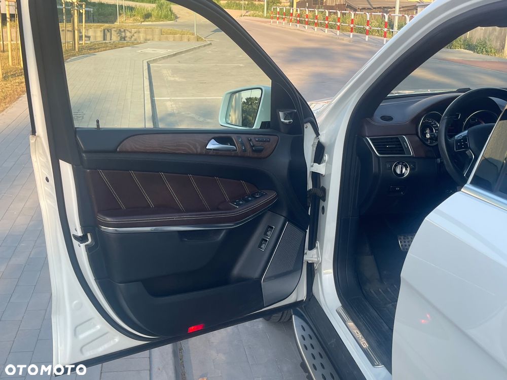 Mercedes-Benz GL - 15