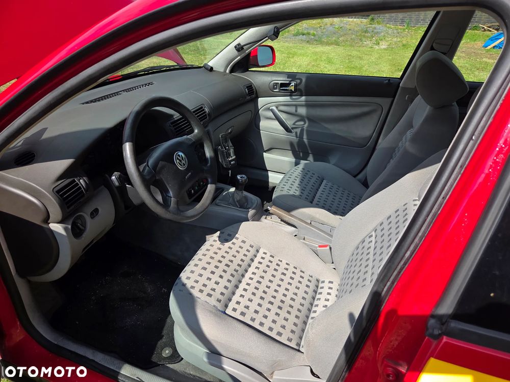 Volkswagen Passat 1.9 TDI - 10