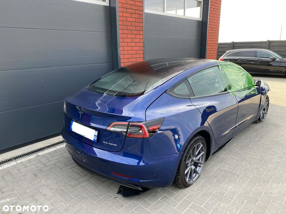 Tesla Model 3 Standard Hinterradantrieb - 32