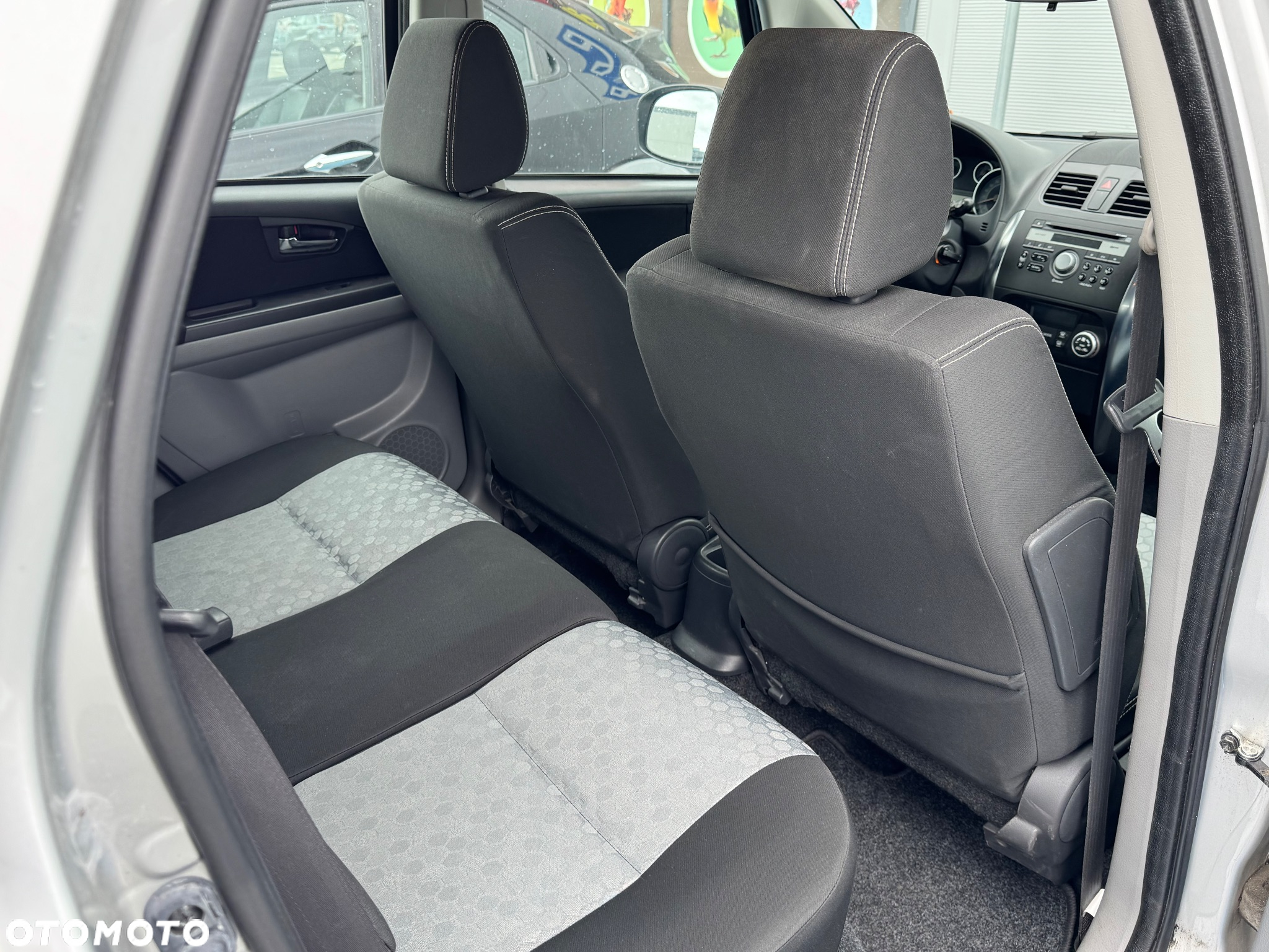 Suzuki SX4 1.6 Comfort - 8