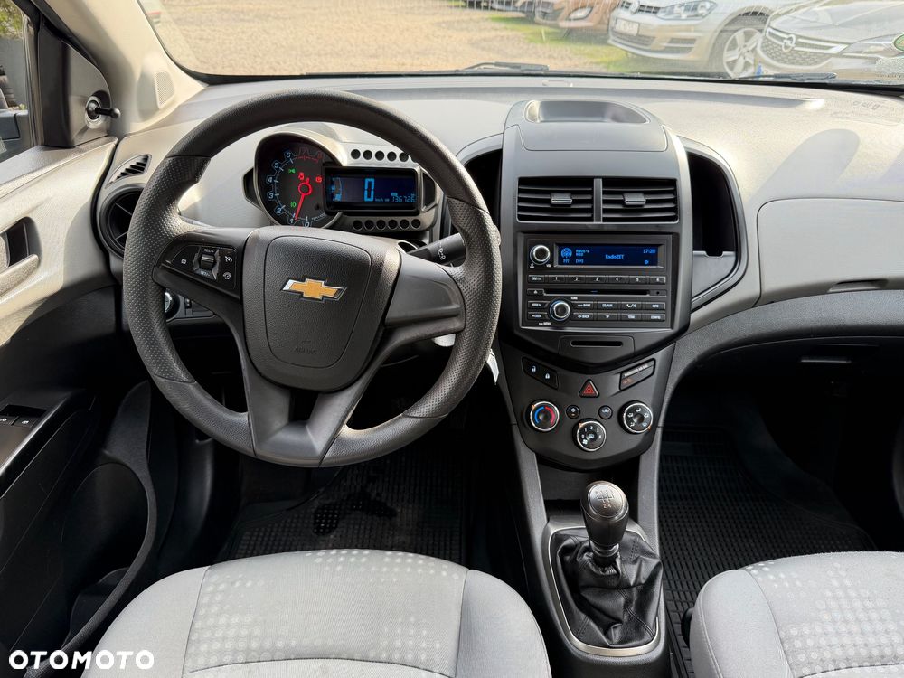 Chevrolet Aveo 1.2 LS+ - 8