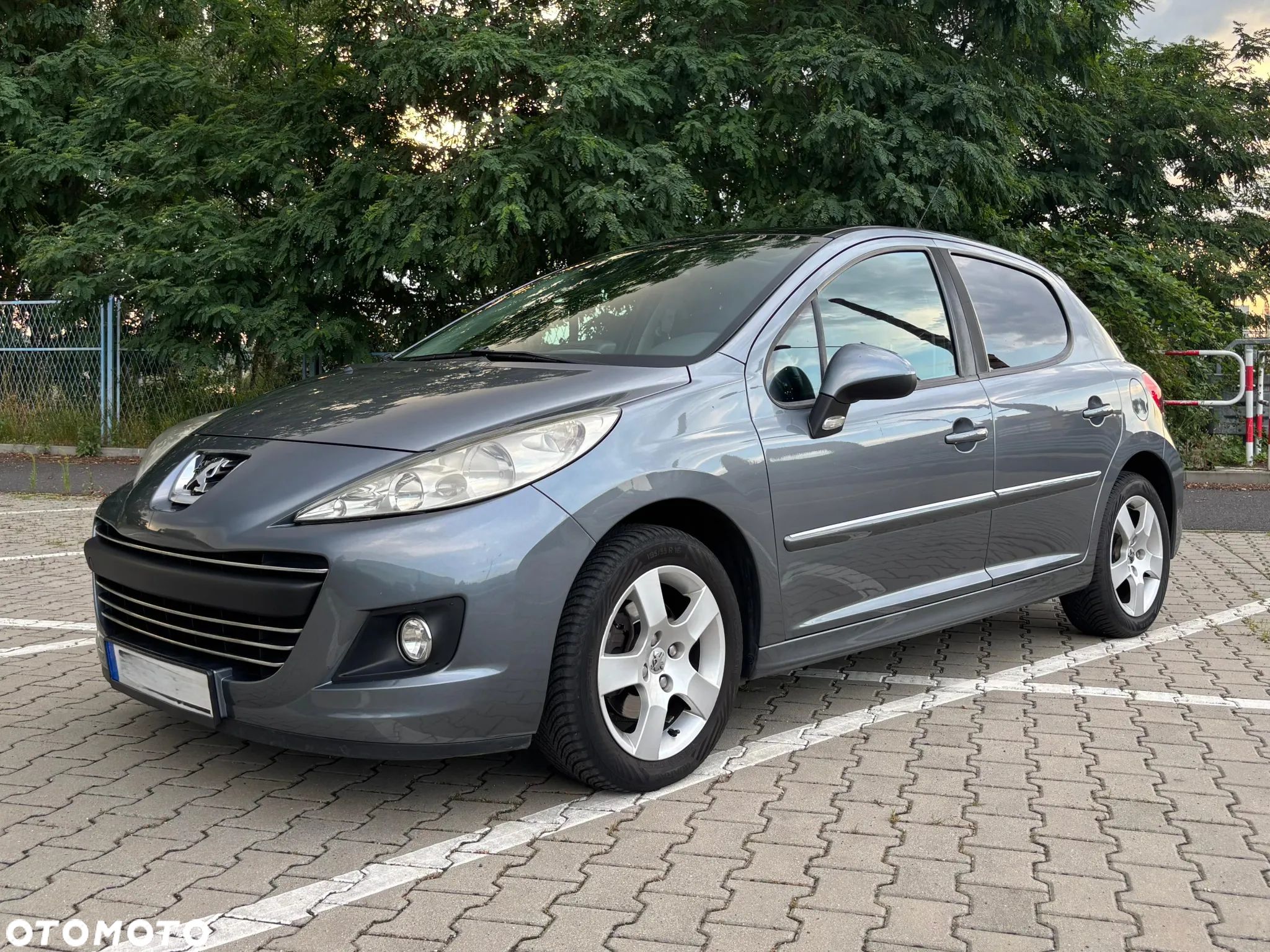 Peugeot 207 1.6 VTi Premium - 1