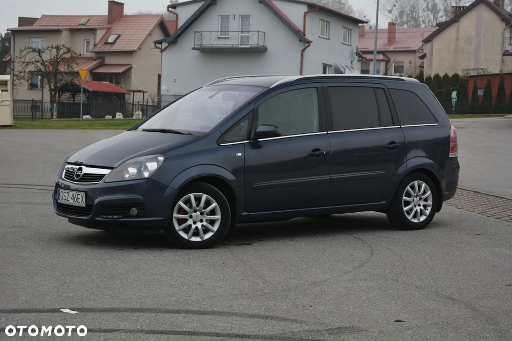 Opel Zafira - 17