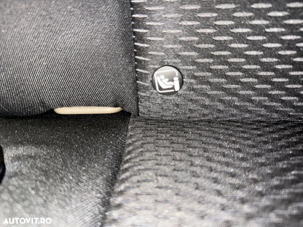 Dacia Duster 1.5 dCi 4x2 Ambiance - 28