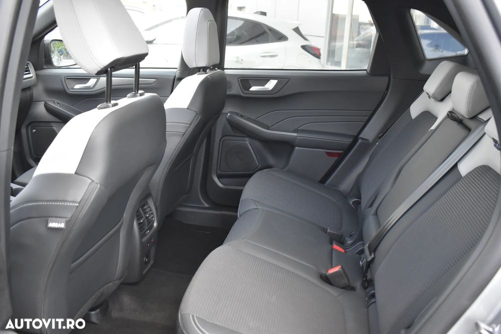 Ford Kuga - 9