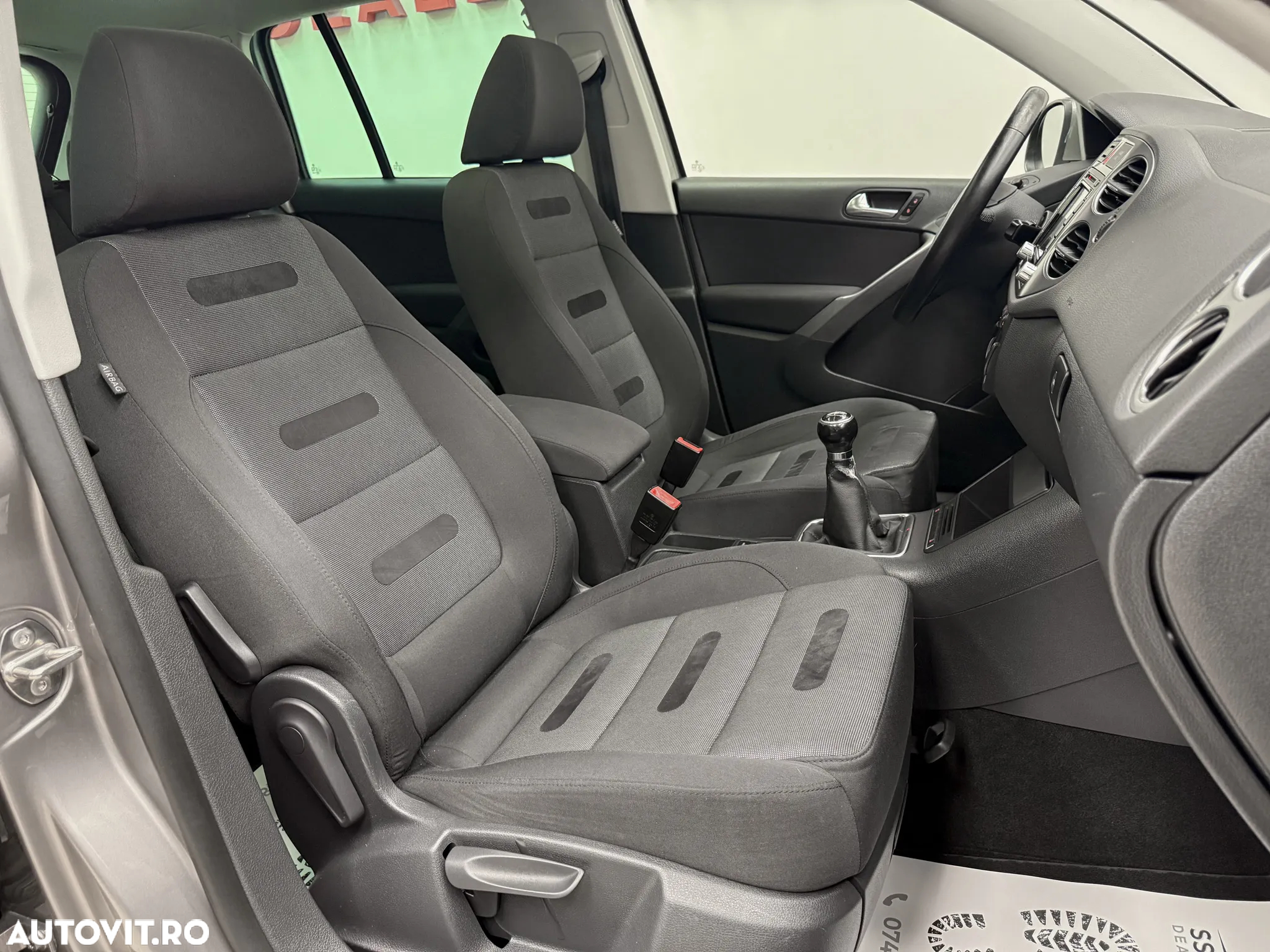 Volkswagen Tiguan 2.0 TDI 4Motion Sport & Style - 5