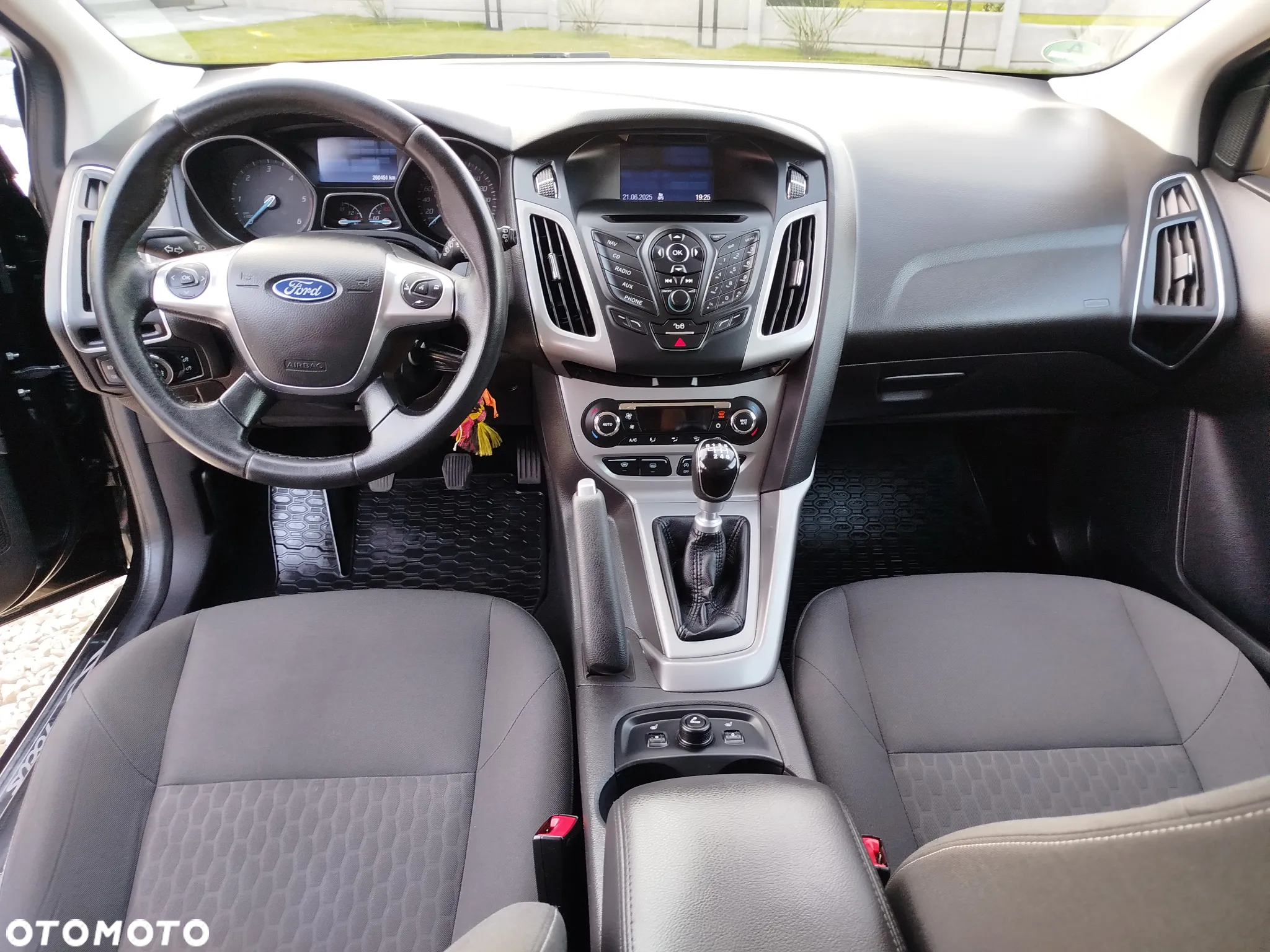 Ford Focus 1.6 TDCi DPF Titanium - 6