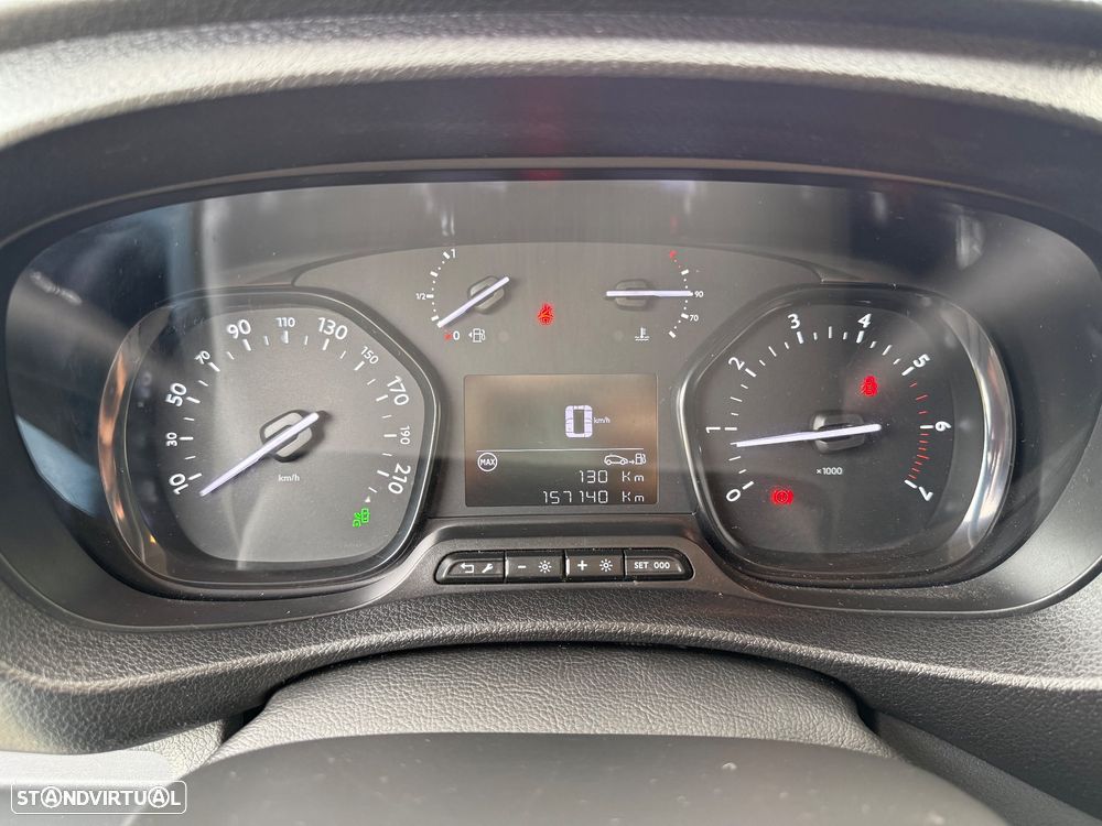 Peugeot Expert / 2.0 BlueHdi 120cv - 17