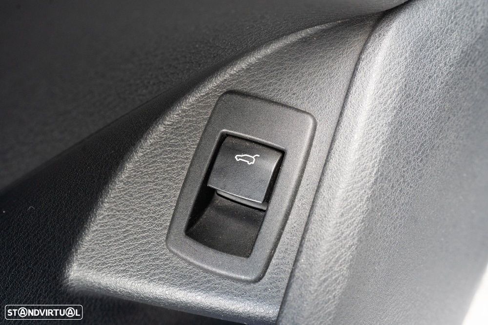 BMW X1 16 d sDrive Auto - 16