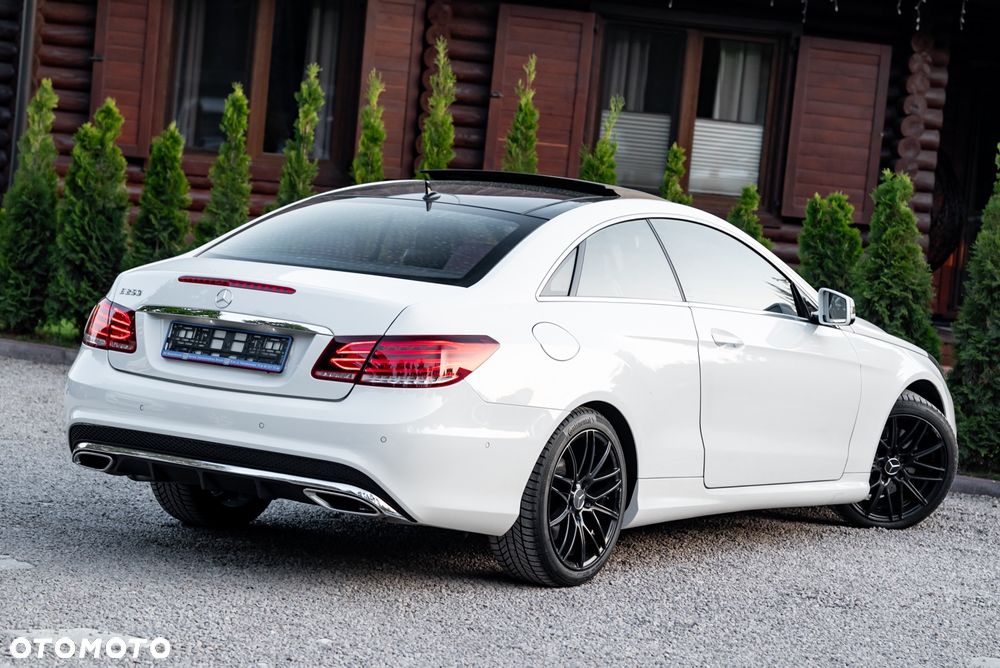 Mercedes-Benz Klasa E 250 7G-TRONIC - 14