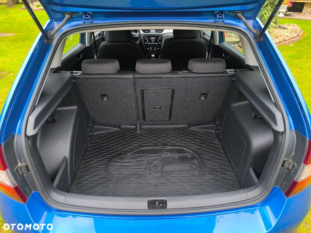 Skoda RAPID 1.0 TSI Style - 17