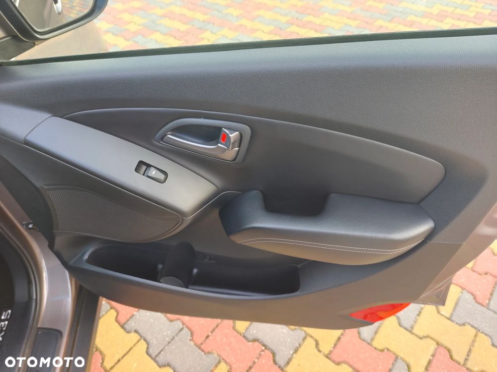 Hyundai ix35 1.6 GDI Premium 2WD - 19