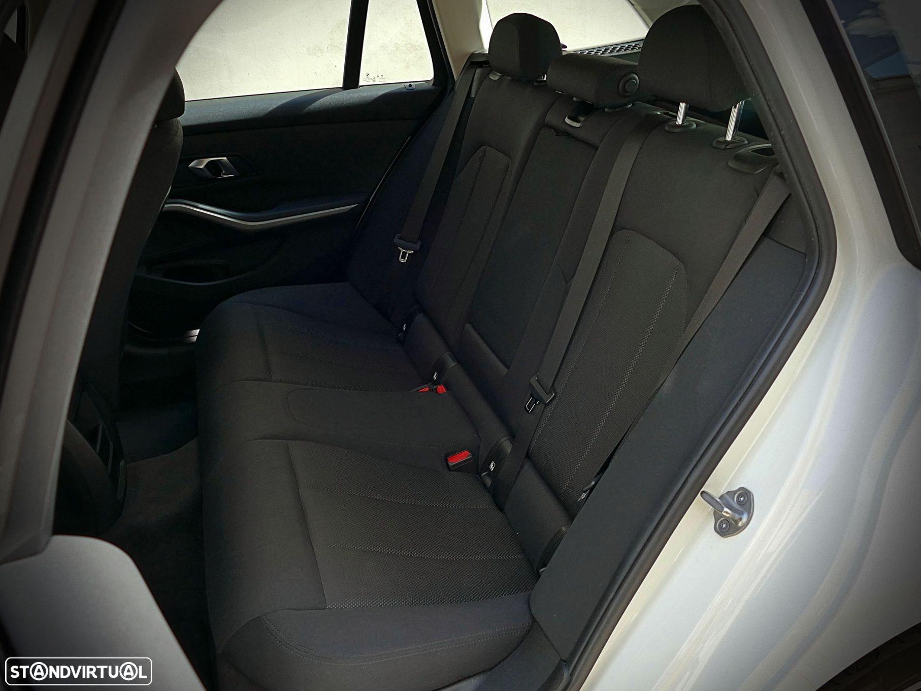 BMW 318 d Touring Corporate Edition - 19