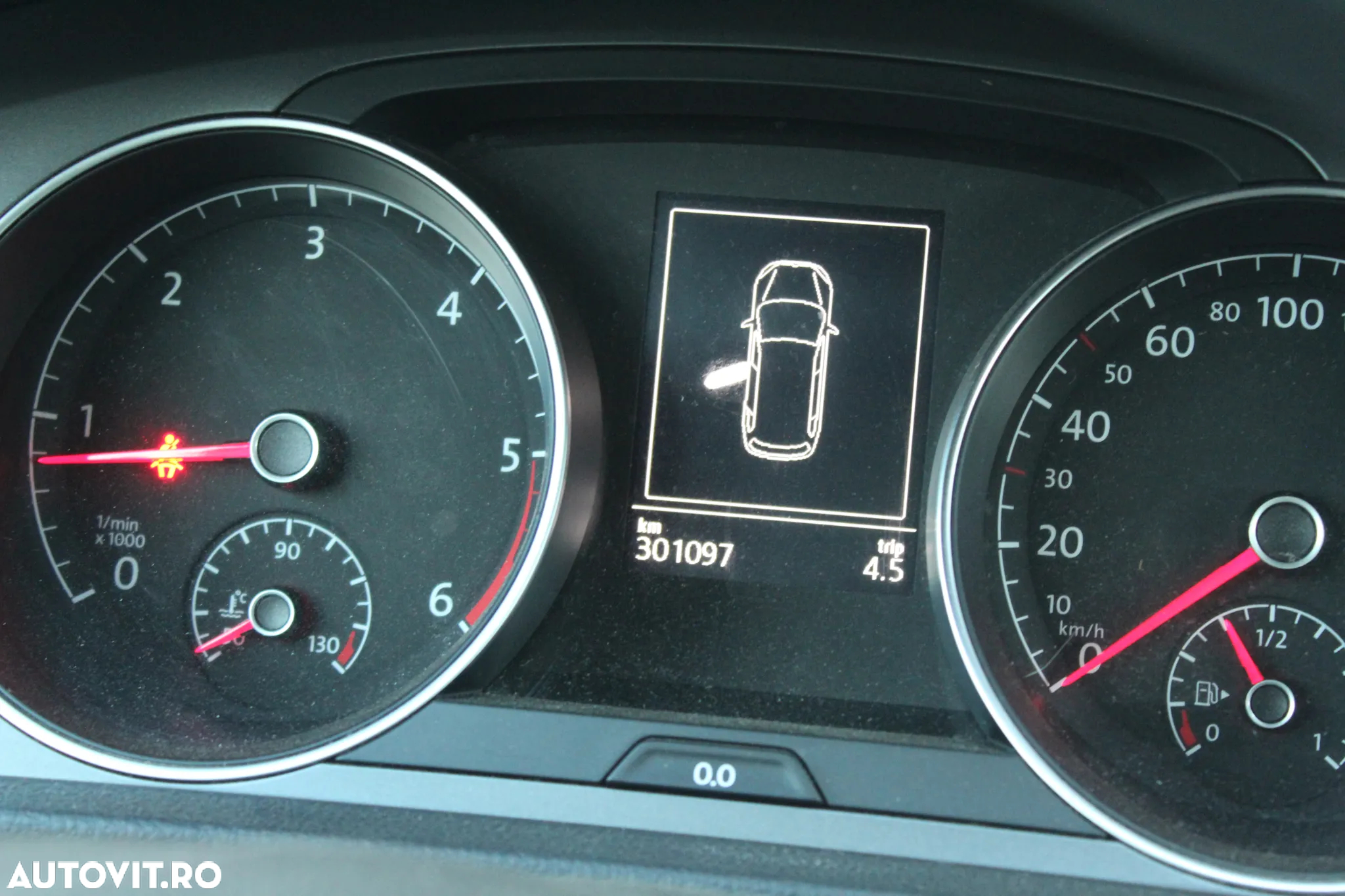 Volkswagen Golf 1.6 TDI DPF Trendline - 5