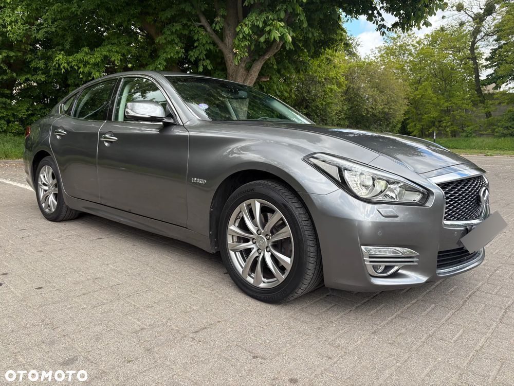 Infiniti Q70 Hybrid GT Premium - 5
