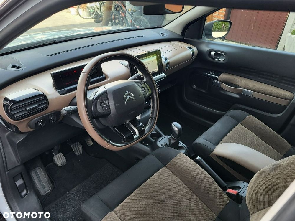 Citroën C4 Cactus - 10