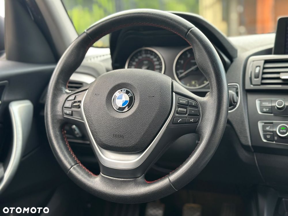 BMW Seria 1 118d Sport Line - 19