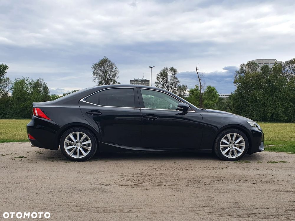 Lexus IS 200t Elite - 5