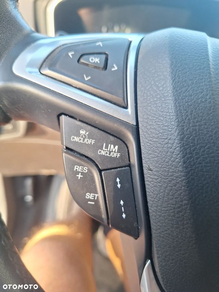 Ford Mondeo 2.0 EcoBlue Titanium AWD - 34