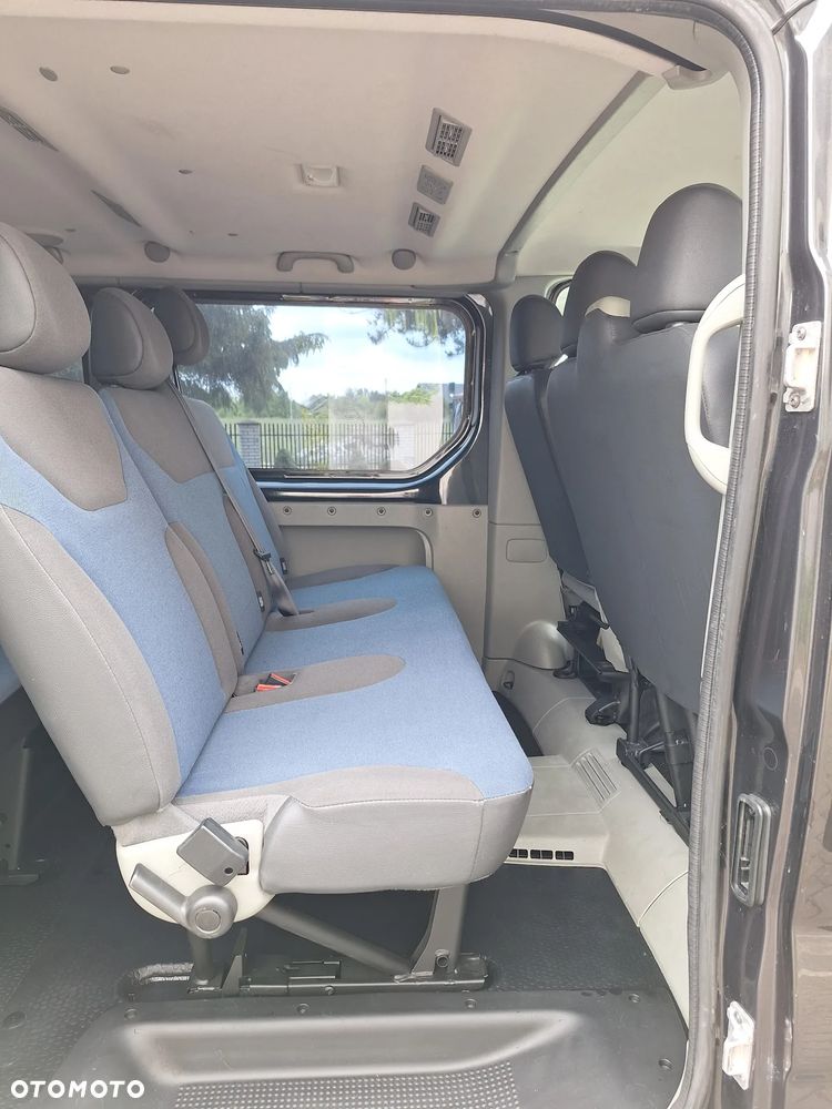 Renault Trafic FAP Grand Passenger Black Edition - 30