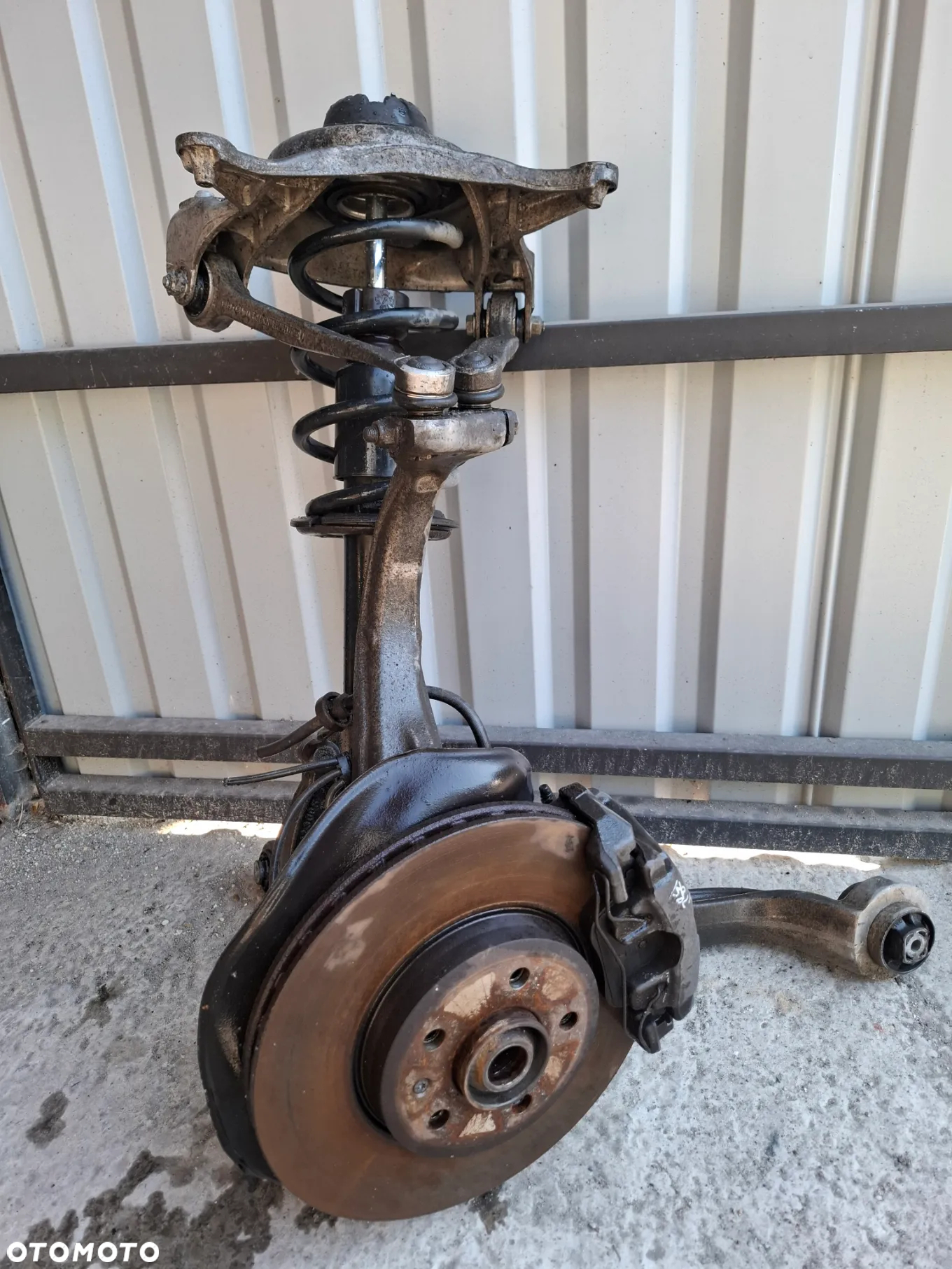 ZWROTNICA LEWA WAHACZE ZACISK 322mm MCPHERSON AUDI A4 B8 A5 8T Q5 2.0TDI SLASK WYSYLKA - 3