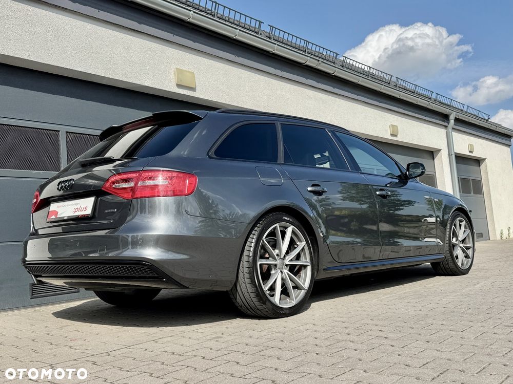 Audi A4 Avant 2.0 TDI DPF quattro S tronic S line Sportpaket - 9
