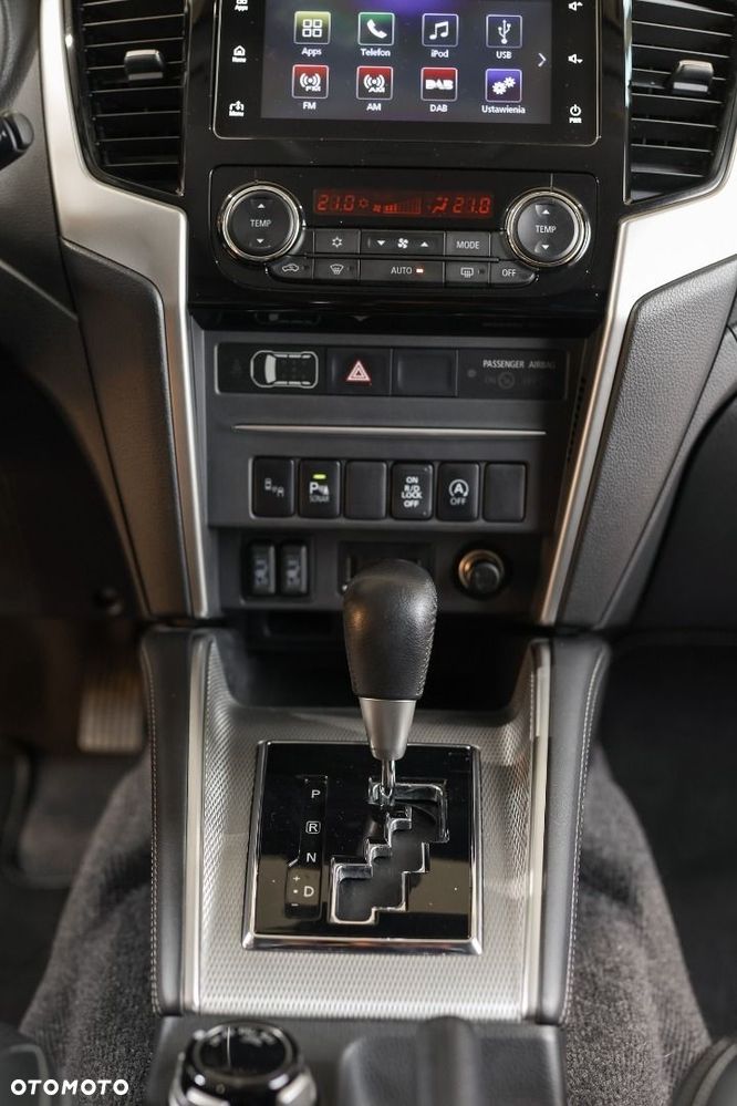 Mitsubishi L200 - 16