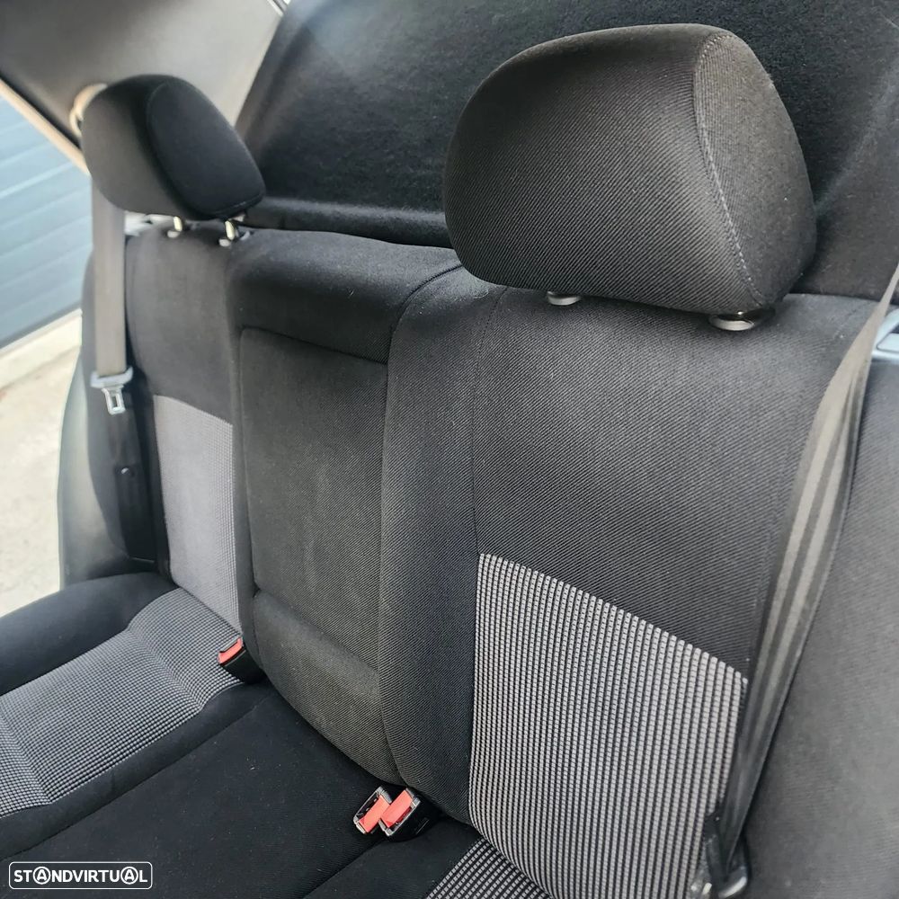 VW Golf 1.9 TDi GT Special - 15