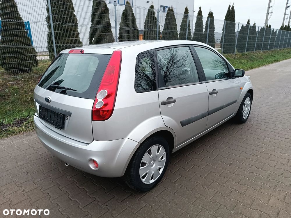 Ford Fiesta 1.4 Connection - 24