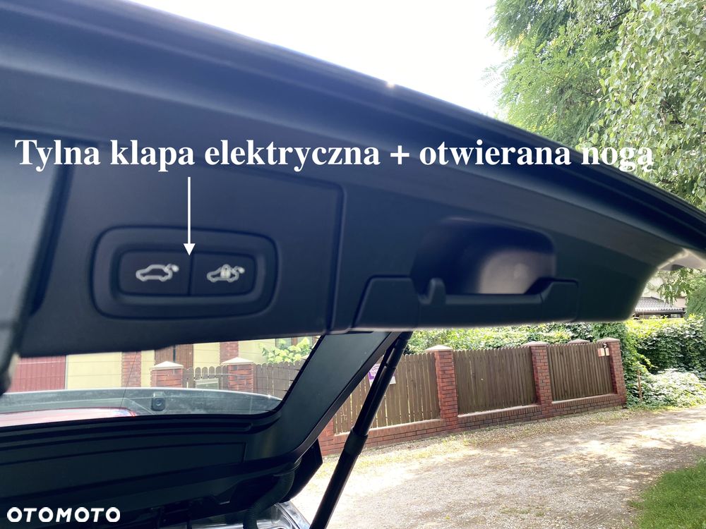 Volvo XC 60 B4 B R-Design - 17