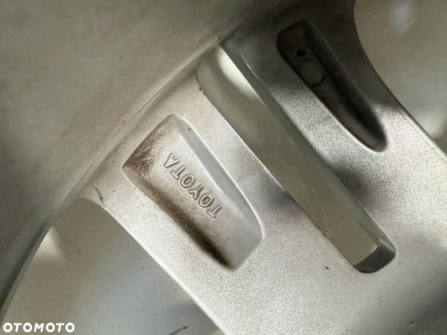 FELGA ALUMINIOWA TOYOTA COROLLA E21 16" 7.0 BJV 8418-2 CALA LADNA ORYGINALN - 6