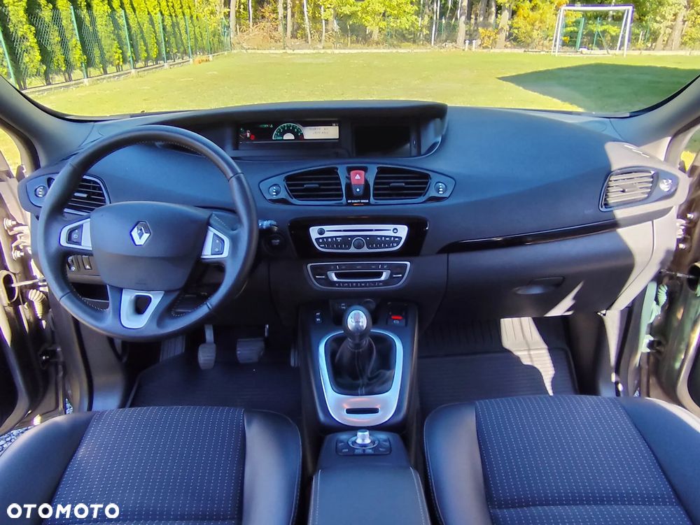 Renault Grand Scenic TCe 130 Bose Edition - 10