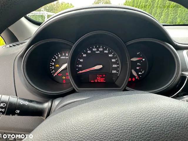 Kia Rio - 2