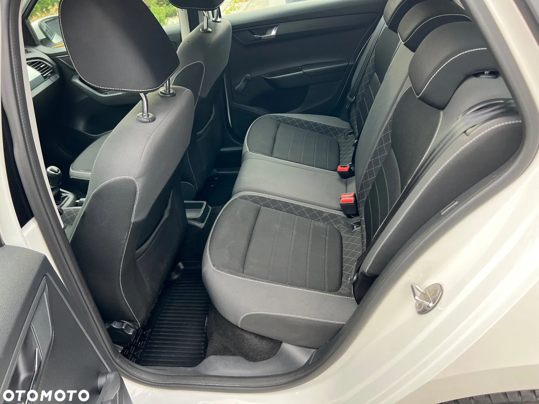 Skoda Fabia 1.0 TSI Ambition - 38