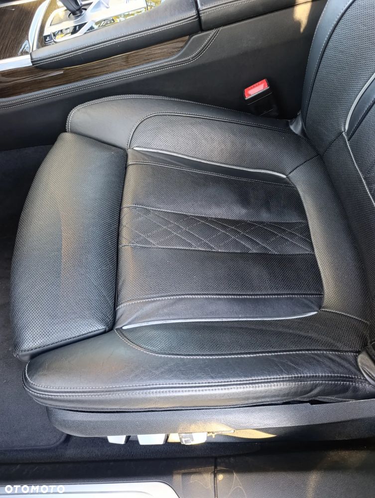 BMW Seria 7 740Li - 13